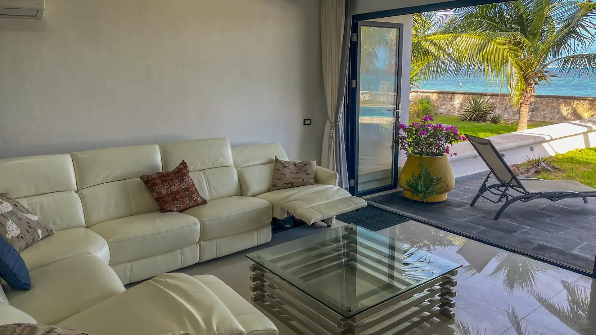 Casa A La Orilla Del Mar Villa Cancun