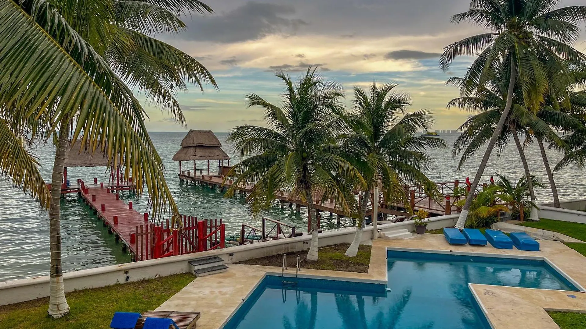 Casa A La Orilla Del Mar Villa Cancun